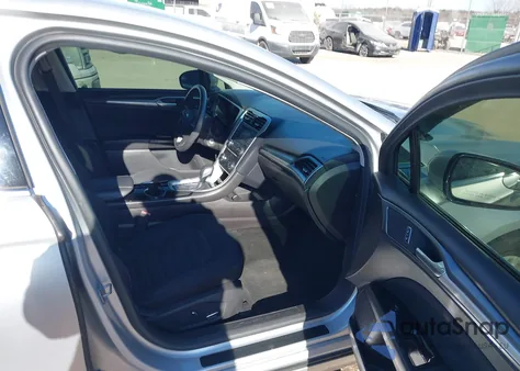 2016 Ford Fusion Se z USA, uszkodzony, nr VIN 3FA6P0H7XGR152889